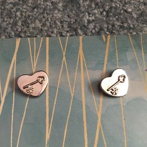 TORY BURCH Silver Heart Earrings